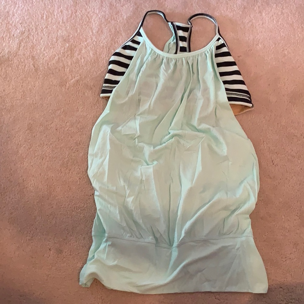 Lululemon sports bra/yoga combo top
